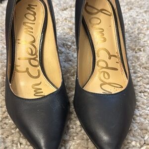 Sam Edelman Black Pointed Heels Size 7